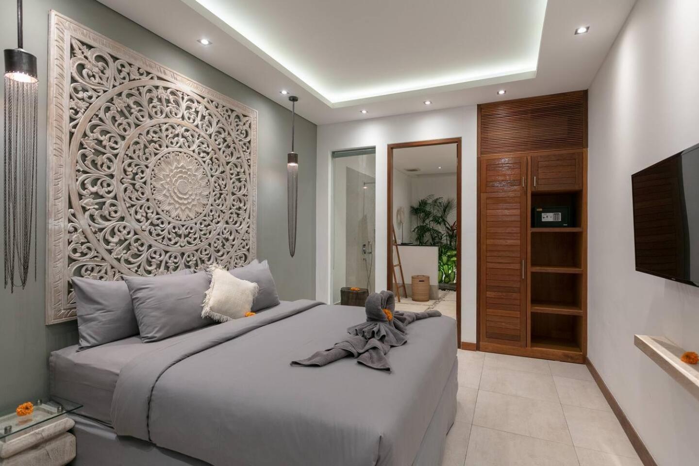 4 Bd Villa With Large Garden, Pool In Seminyak Luaran gambar