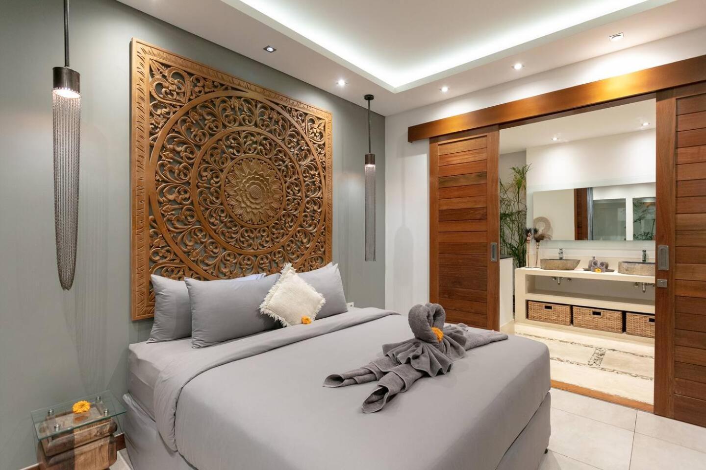 4 Bd Villa With Large Garden, Pool In Seminyak Luaran gambar