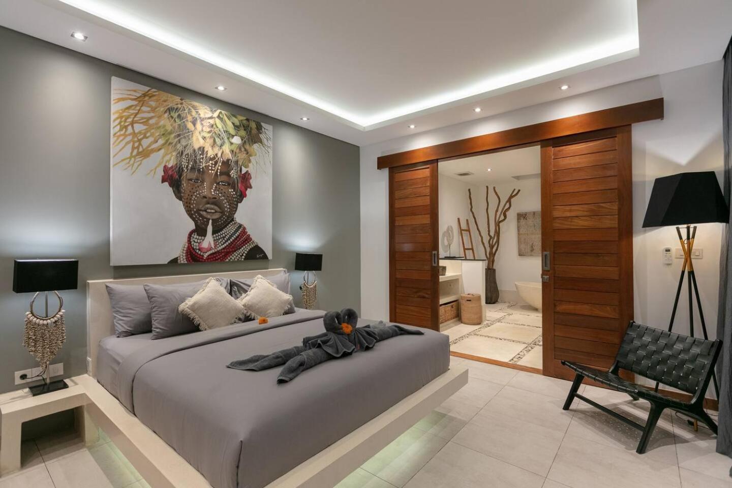 4 Bd Villa With Large Garden, Pool In Seminyak Luaran gambar